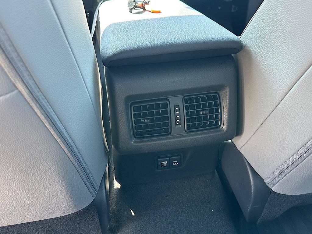 New 2026 Toyota Camry SE w/ Convenience Package FWD image 12