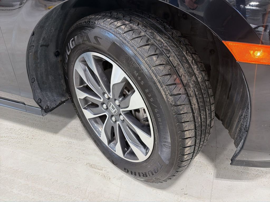 Used 2024 Honda Odyssey EX-L image 13