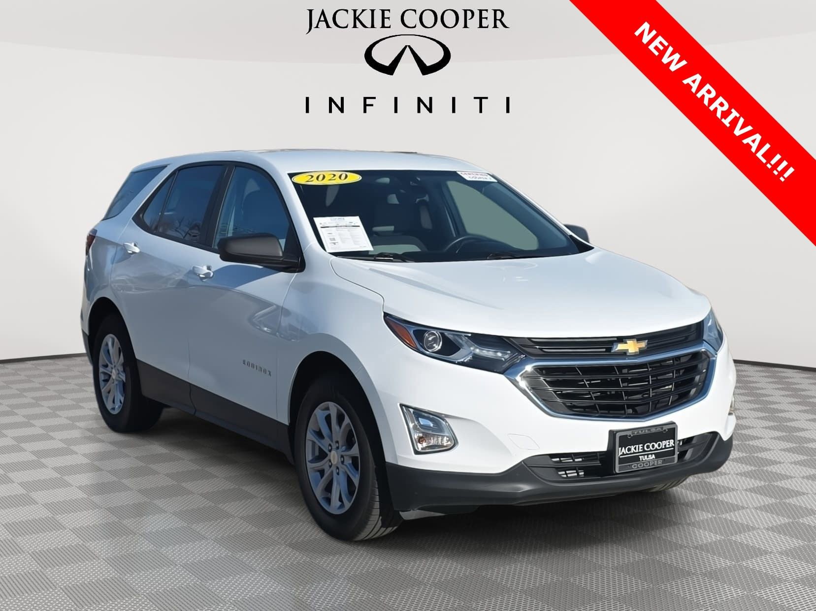 Used 2020 Chevrolet Equinox LS w/ LS Convenience Package image 3