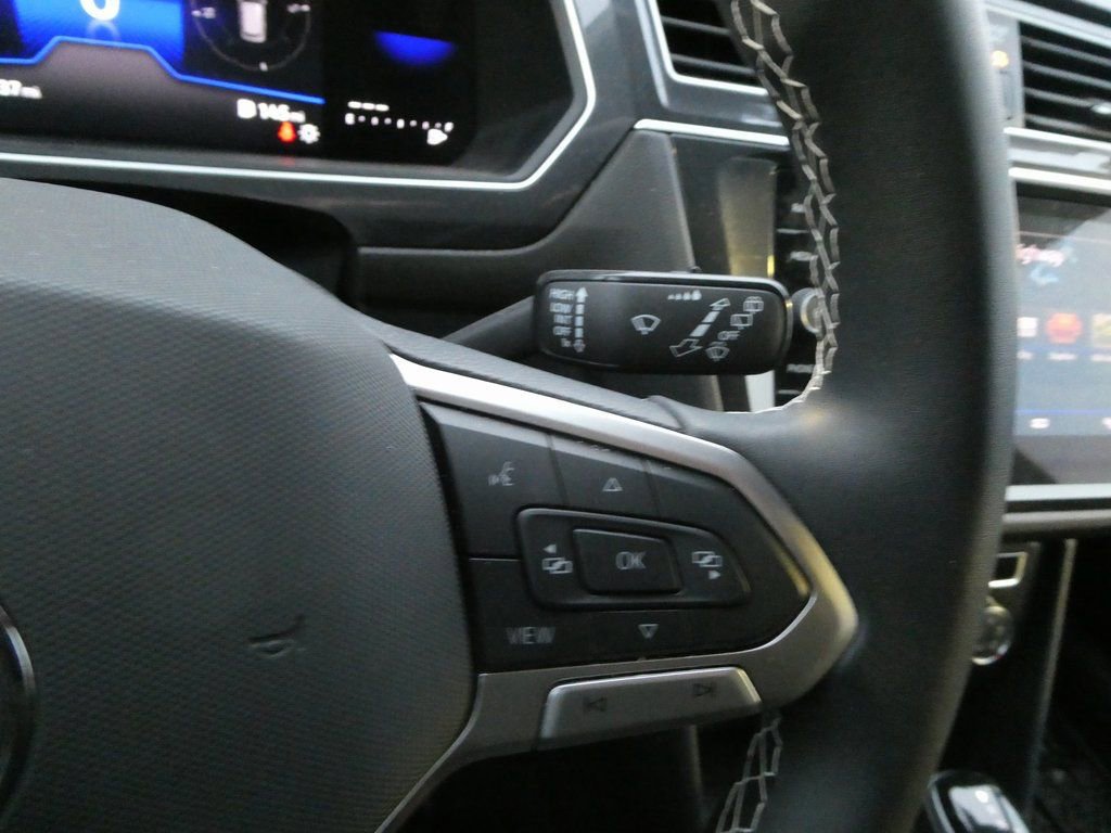 Used 2024 Volkswagen Tiguan S image 16