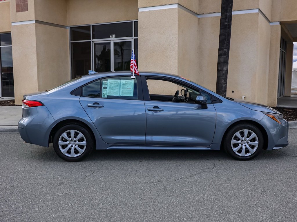 Used 2024 Toyota Corolla LE image 3