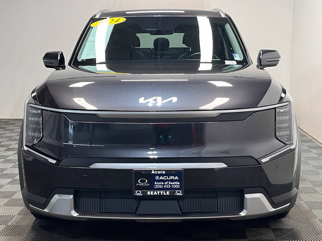 Used 2024 Kia EV9 Wind AWD/4WD image 2