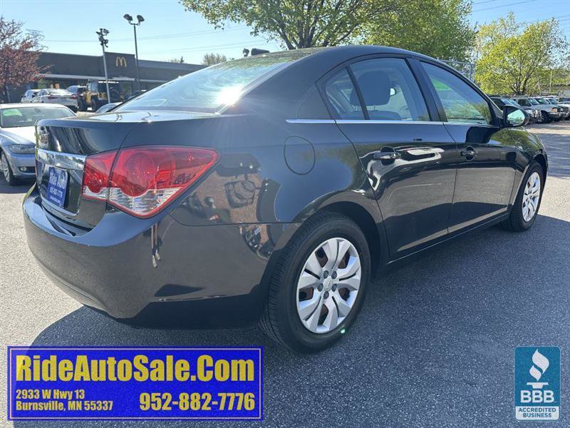 Used 2012 Chevrolet Cruze LS FWD image 5