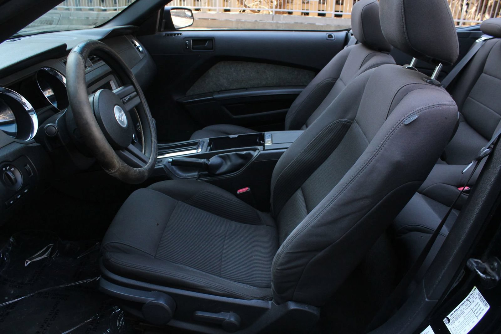 Used 2012 Ford Mustang Convertible w/ Security Pkg RWD image 15