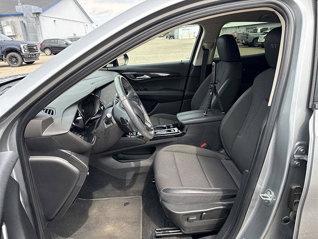 Certified 2023 Buick Envision Preferred w/ Sport Touring Package AWD/4WD image 41