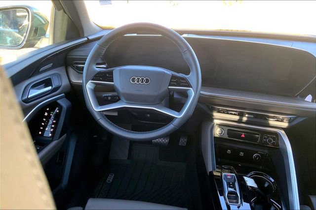 Certified 2025 Audi Q5 Premium Plus w/ Premium Plus image 5