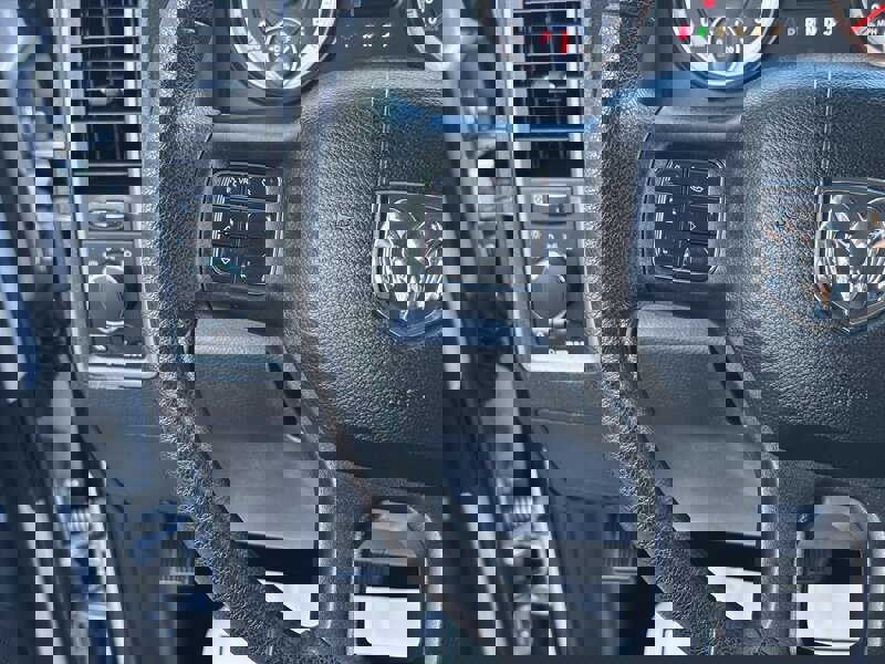 Used 2015 RAM 2500 Tradesman w/ Chrome Appearance Group image 16