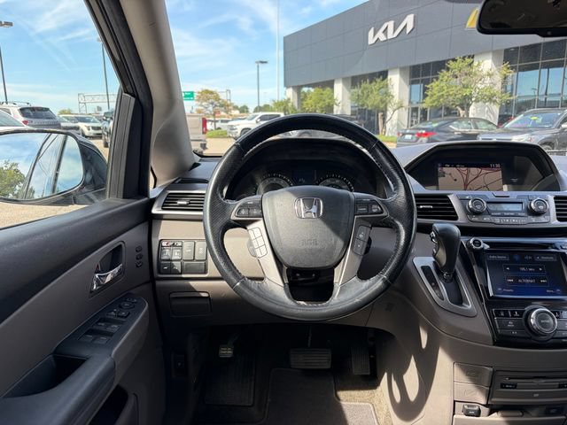 Used 2014 Honda Odyssey Touring image 7