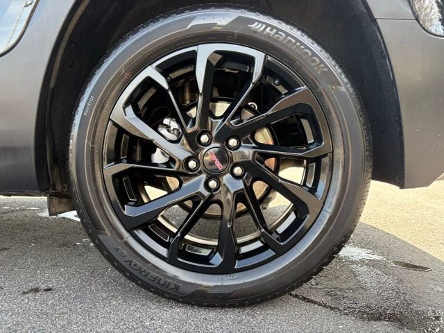 Certified 2024 GMC Terrain SLT w/ Infotainment Package II image 14