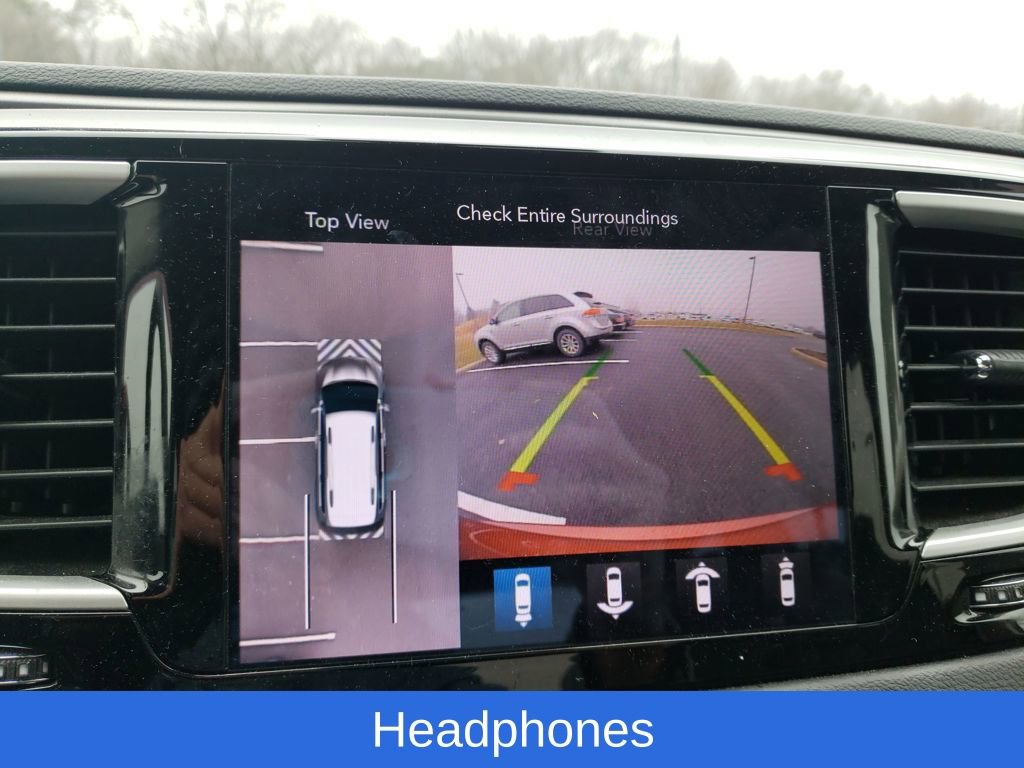 Used 2020 Chrysler Pacifica Touring-L Plus w/ Advanced Safetytec Group image 25