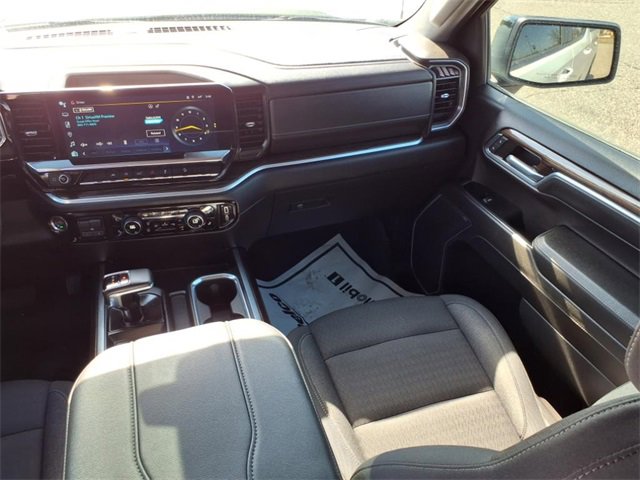 Used 2024 Chevrolet Silverado 1500 RST image 15