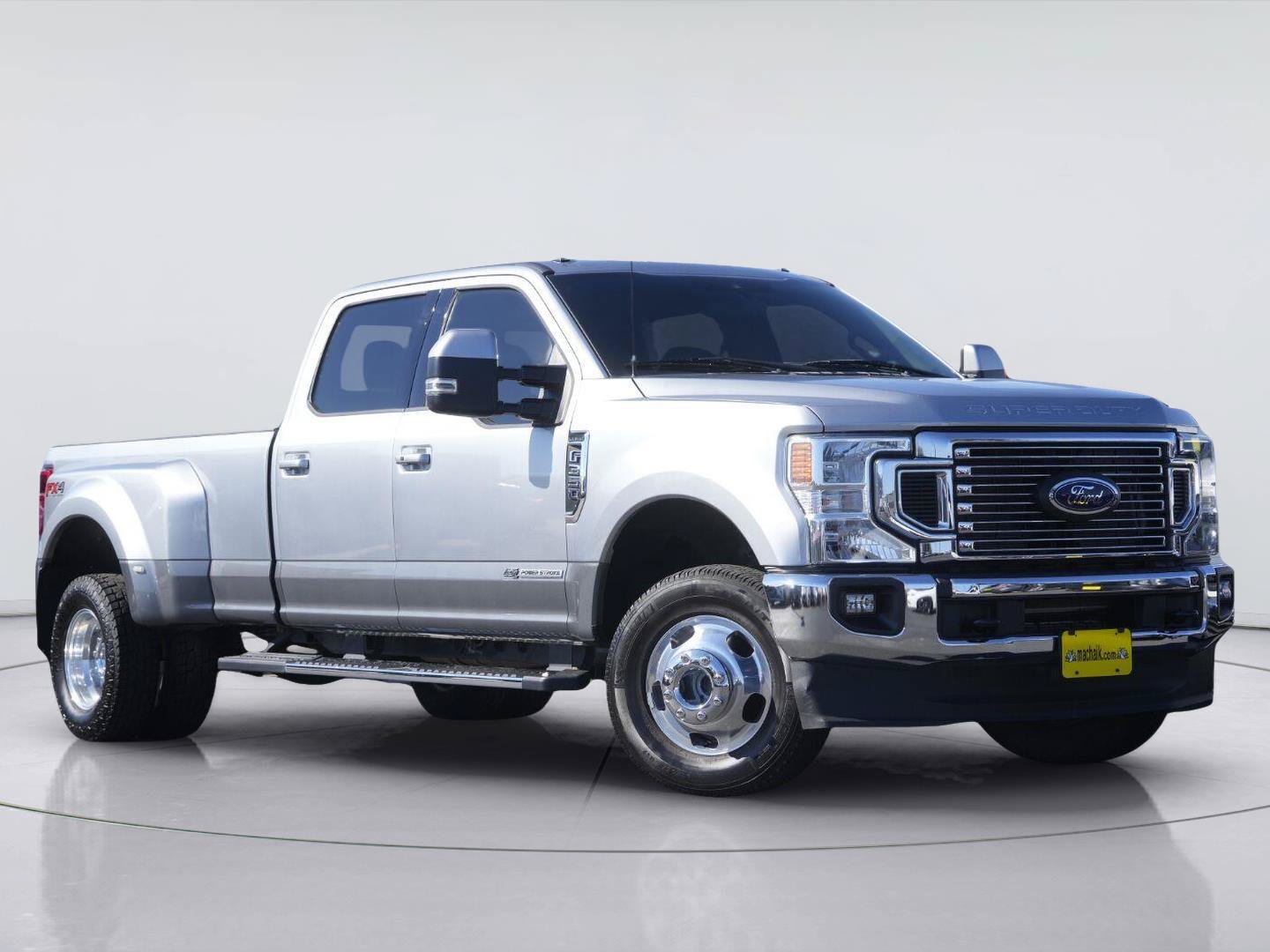 Used 2022 Ford F350 Lariat w/ Lariat Ultimate Package AWD/4WD image 2