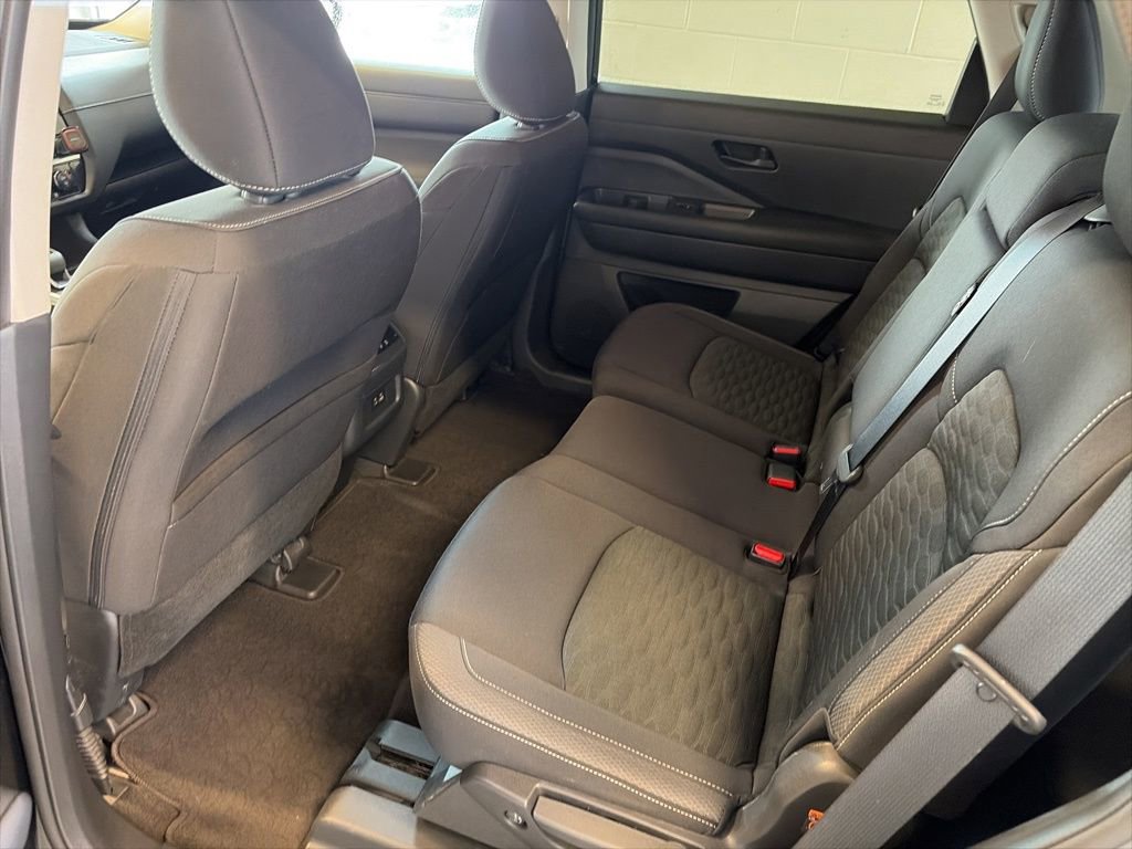 Used 2023 Nissan Pathfinder SV w/ Cargo Package AWD/4WD image 14