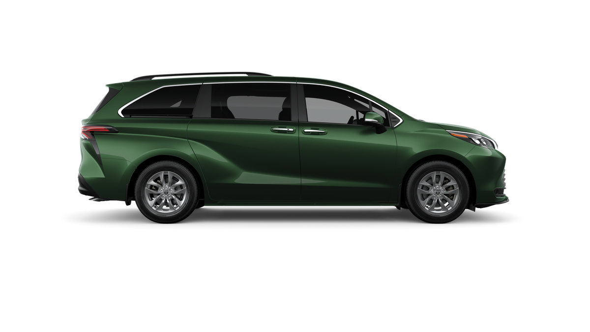 New 2026 Toyota Sienna XLE FWD image 12