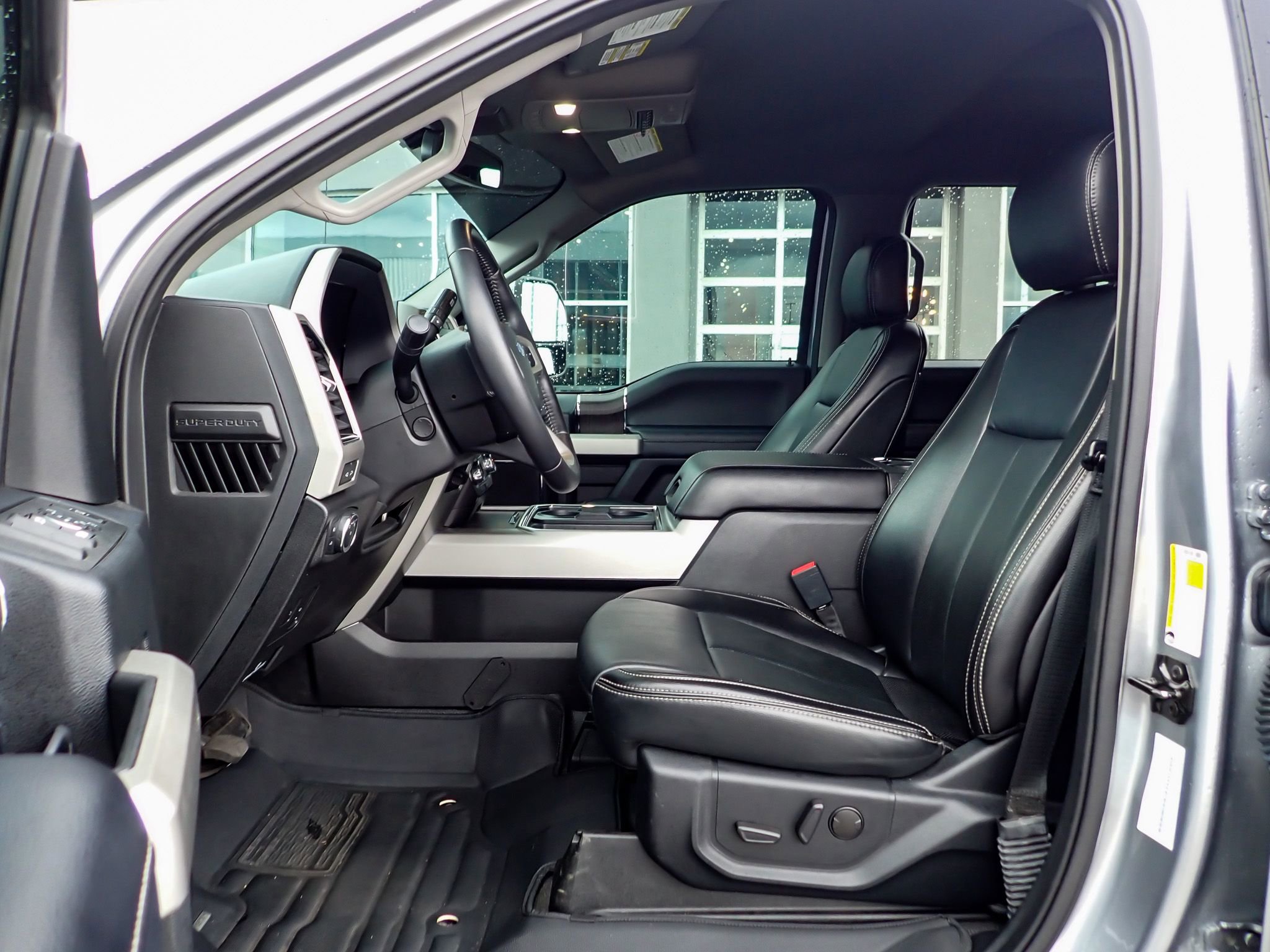 Used 2021 Ford F250 Lariat w/ Tremor Off-Road Package image 19