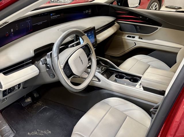 Certified 2024 Lincoln Nautilus Premier AWD/4WD image 3