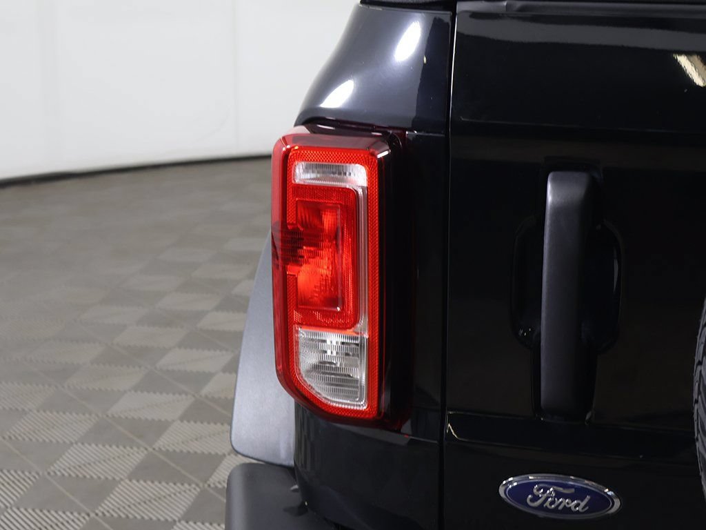 Used 2023 Ford Bronco 4-Door AWD/4WD image 12