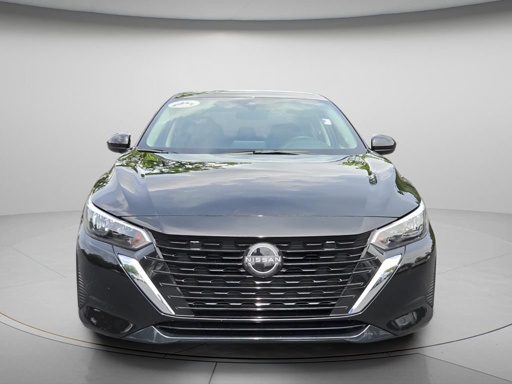 Used 2025 Nissan Sentra SV FWD image 4