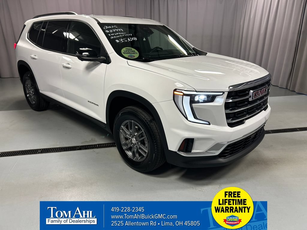 Used 2025 GMC Acadia Elevation FWD image 1