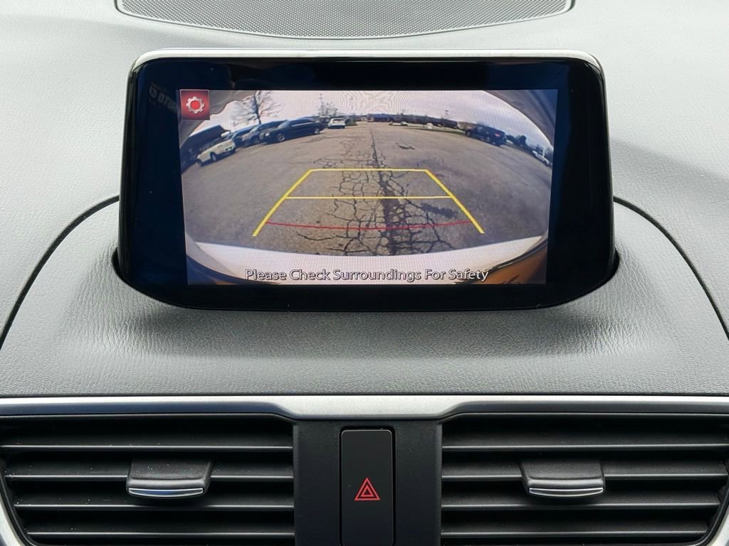 Used 2017 MAZDA MAZDA3 Sport w/ Preferred Equipment Package image 29