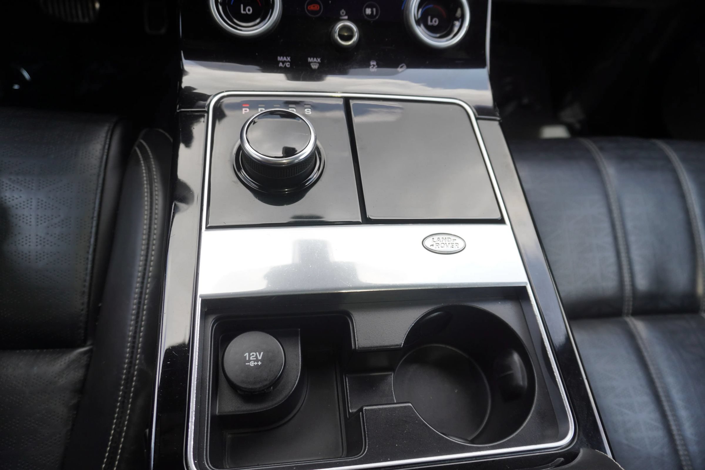 Used 2018 Land Rover Range Rover Velar R-Dynamic HSE AWD/4WD image 20