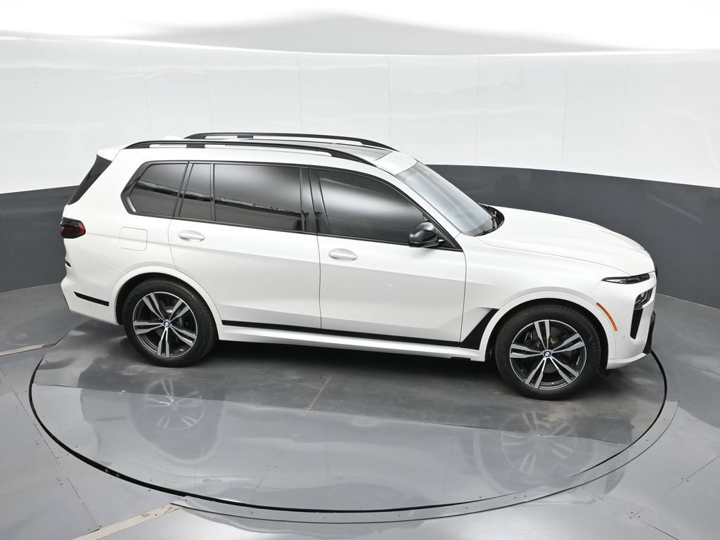 Used 2023 BMW X7 M60i w/ Executive Package AWD/4WD image 31