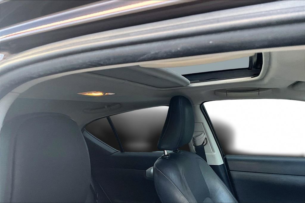 Used 2012 Lexus CT 200h Premium w/ Leather Pkg image 26