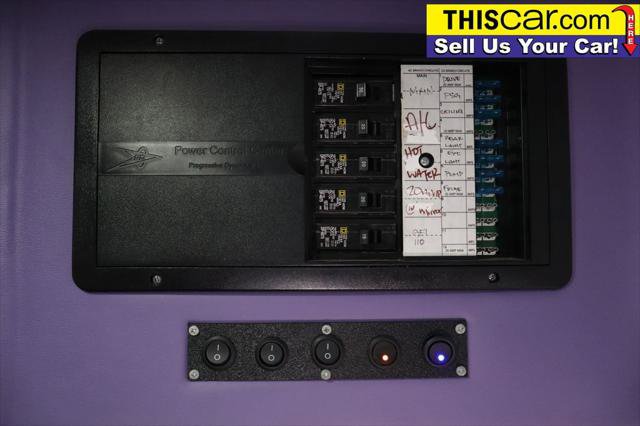 Used 2020 Mercedes-Benz Sprinter 2500 image 23