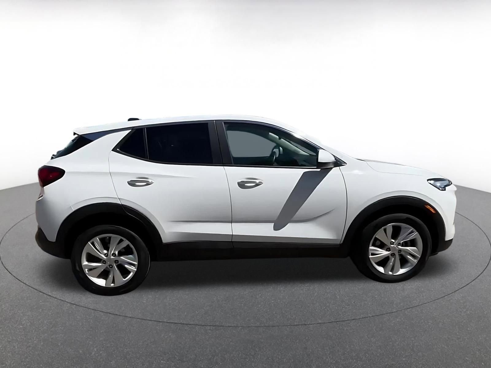 Used 2025 Buick Encore GX Preferred FWD image 16