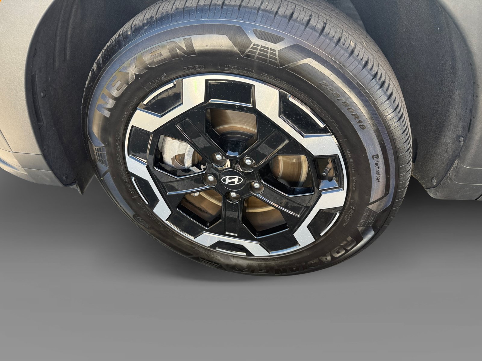 Certified 2025 Hyundai Santa Fe SE FWD image 9