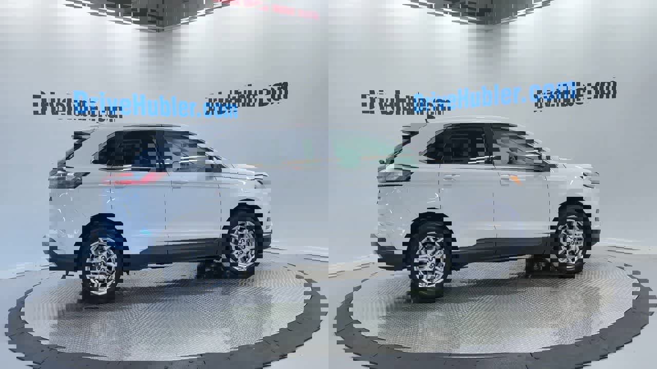 Used 2024 Ford Edge SEL image 4