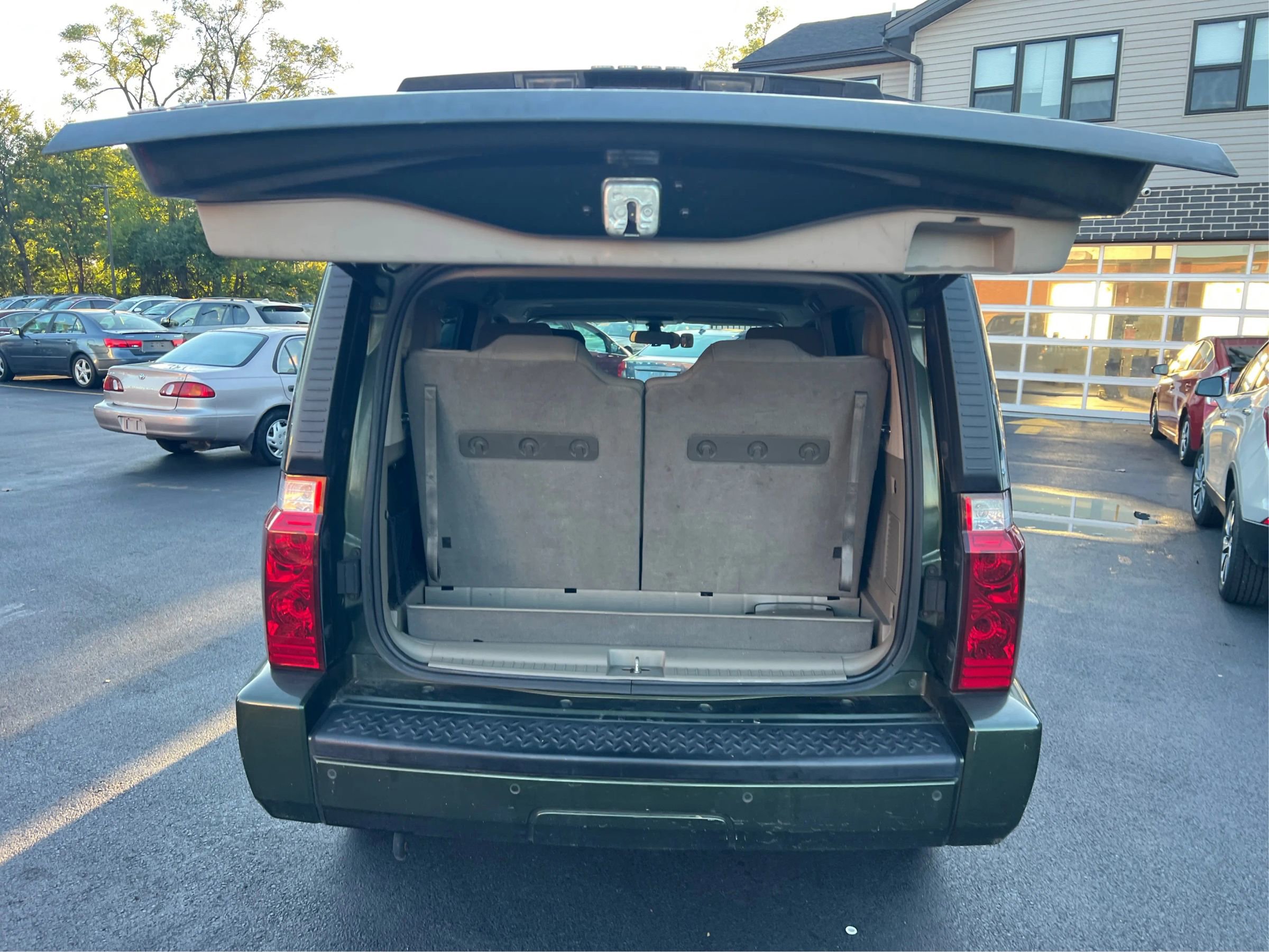 Used 2008 Jeep Commander Sport image 15