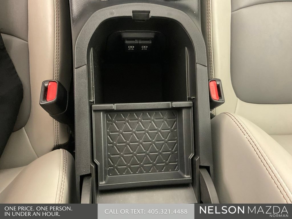 Used 2019 Toyota RAV4 Limited FWD image 40
