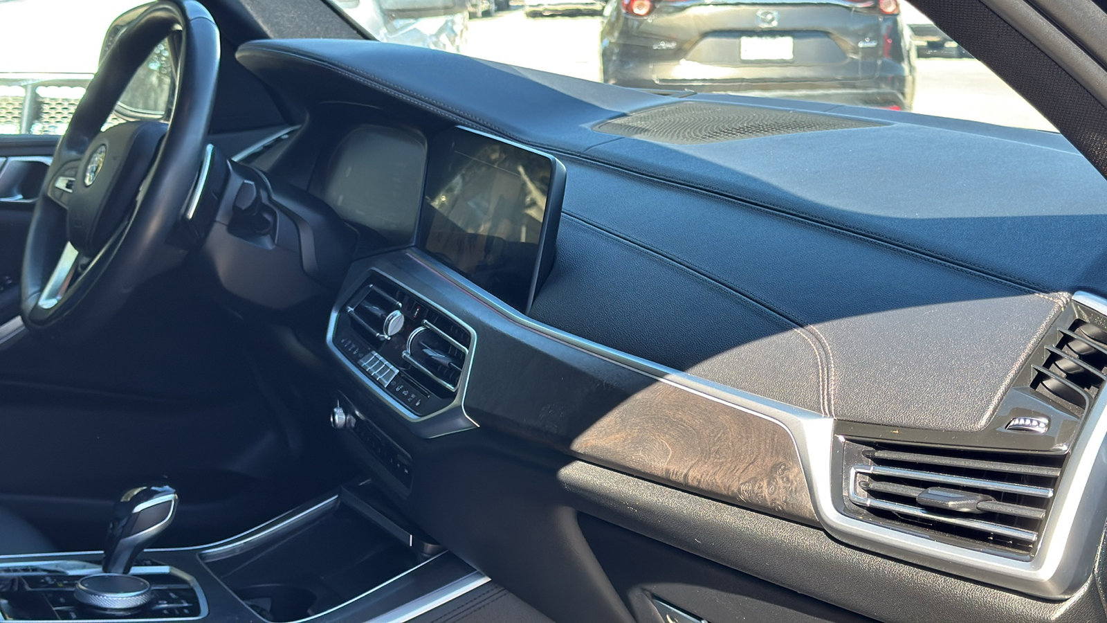 Used 2022 BMW X5 sDrive40i w/ Premium Package image 28