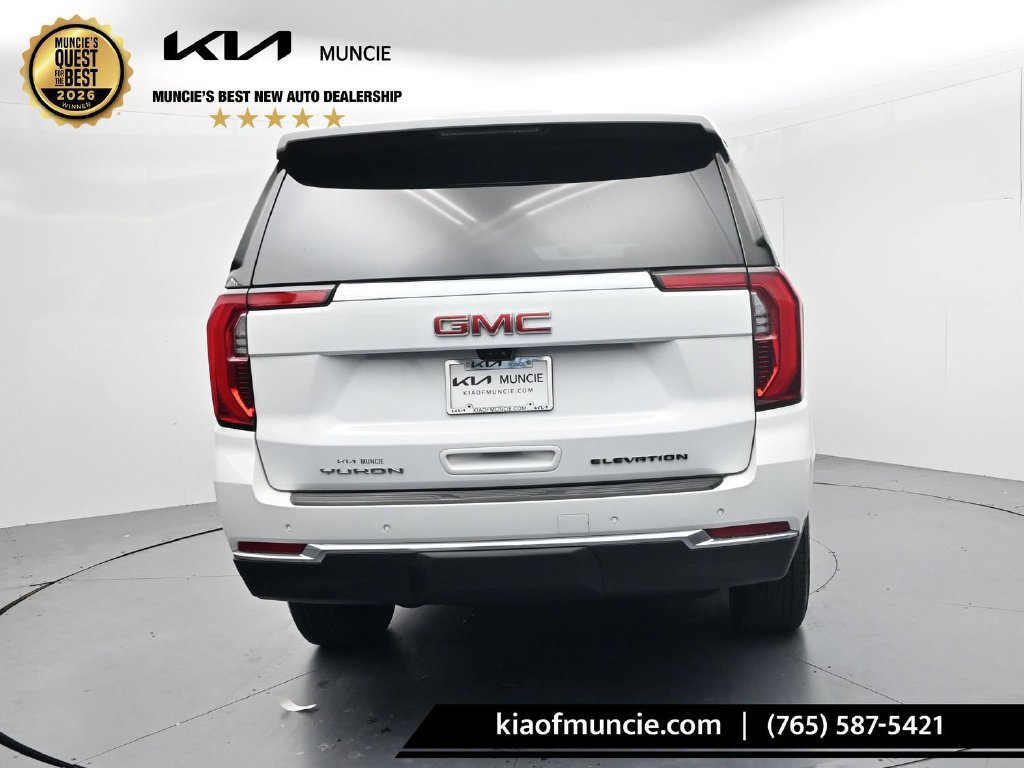 Used 2025 GMC Yukon Elevation w/ Elevation Premium Package AWD/4WD image 7