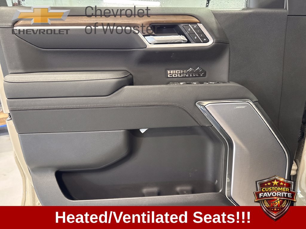 New 2026 Chevrolet Silverado 1500 High Country w/ Technology Package AWD/4WD image 32
