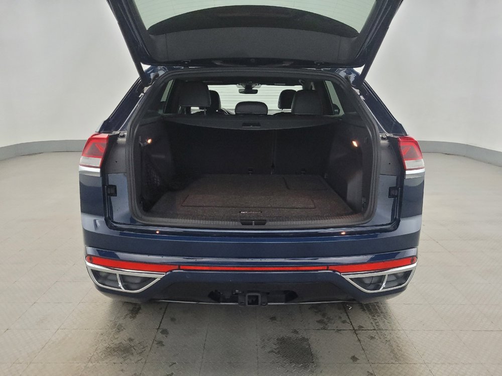 Used 2020 Volkswagen Atlas Cross Sport SEL R-Line image 29