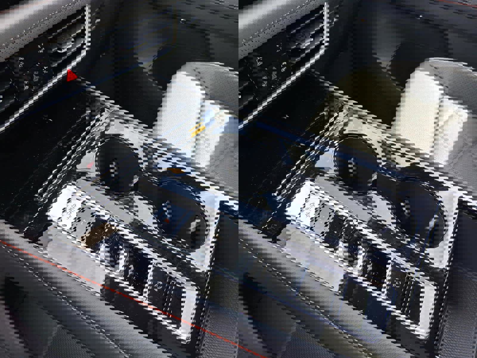 New 2026 Volkswagen Atlas Peak Edition image 16