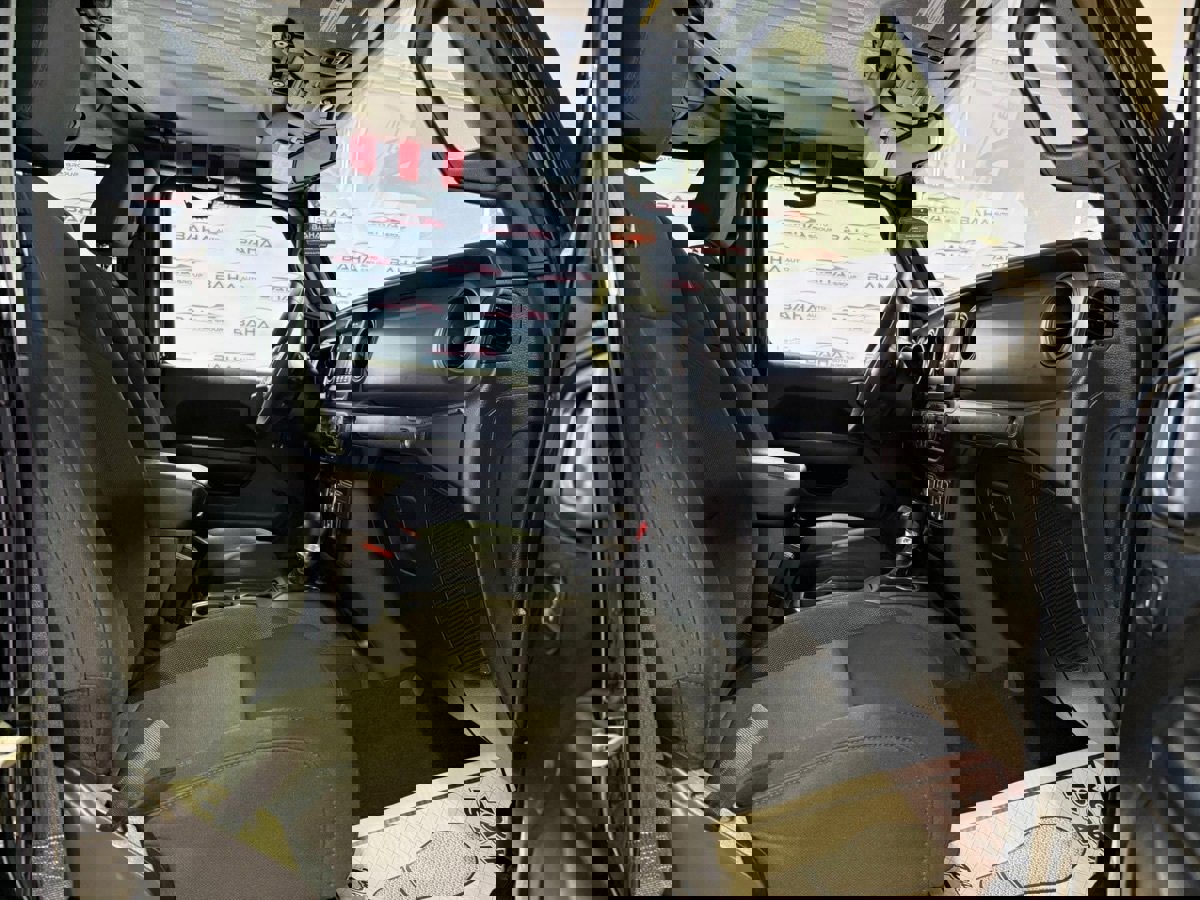 Used 2023 Jeep Gladiator Willys image 50