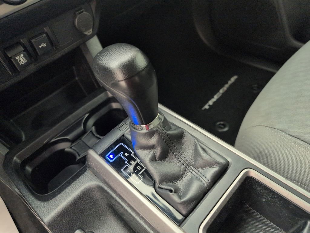 Used 2020 Toyota Tacoma SR5 image 27