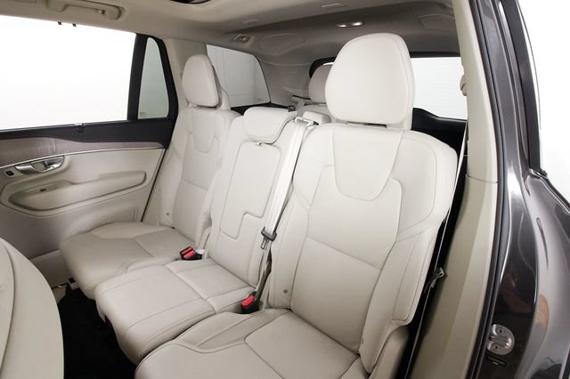 Used 2024 Volvo XC90 T8 Ultimate w/ Protection Package Premier AWD/4WD image 21