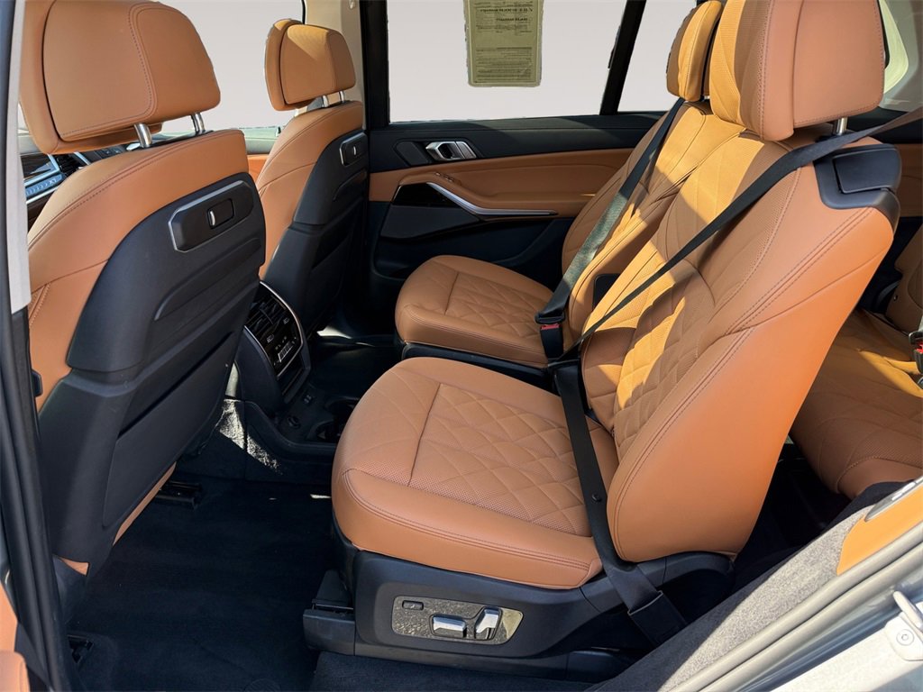 Certified 2026 BMW X7 xDrive40i w/ Executive Package image 13
