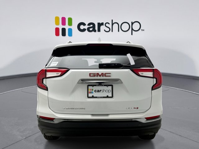 Used 2023 GMC Terrain AT4 w/ Tech Package AWD/4WD image 4