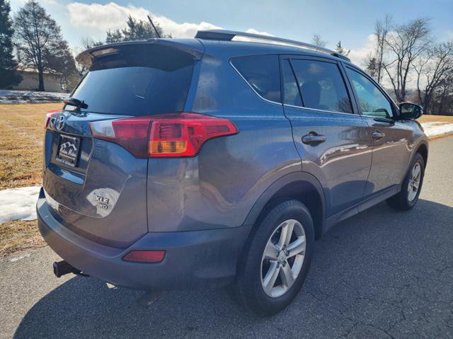 Used 2013 Toyota RAV4 XLE AWD/4WD image 6