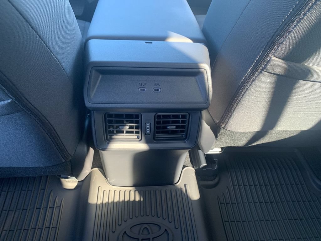New 2026 Toyota RAV4 SE w/ Convenience Package AWD/4WD image 14
