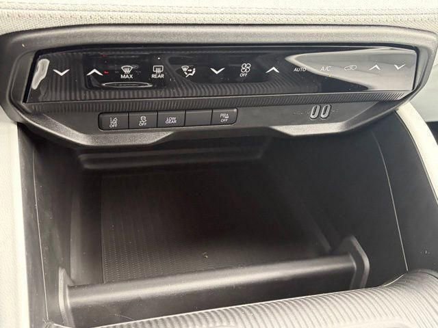 New 2026 Jeep Cherokee Laredo AWD/4WD image 18