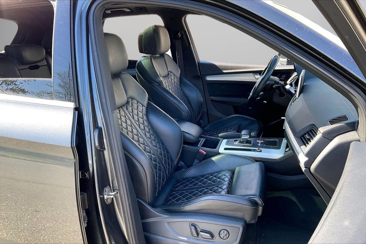 Used 2020 Audi SQ5 Premium Plus image 25