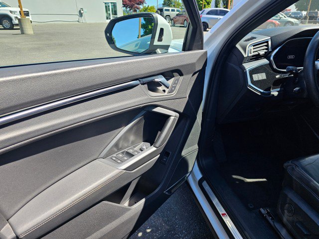 Used 2020 Audi Q3 2.0T Premium Plus image 21