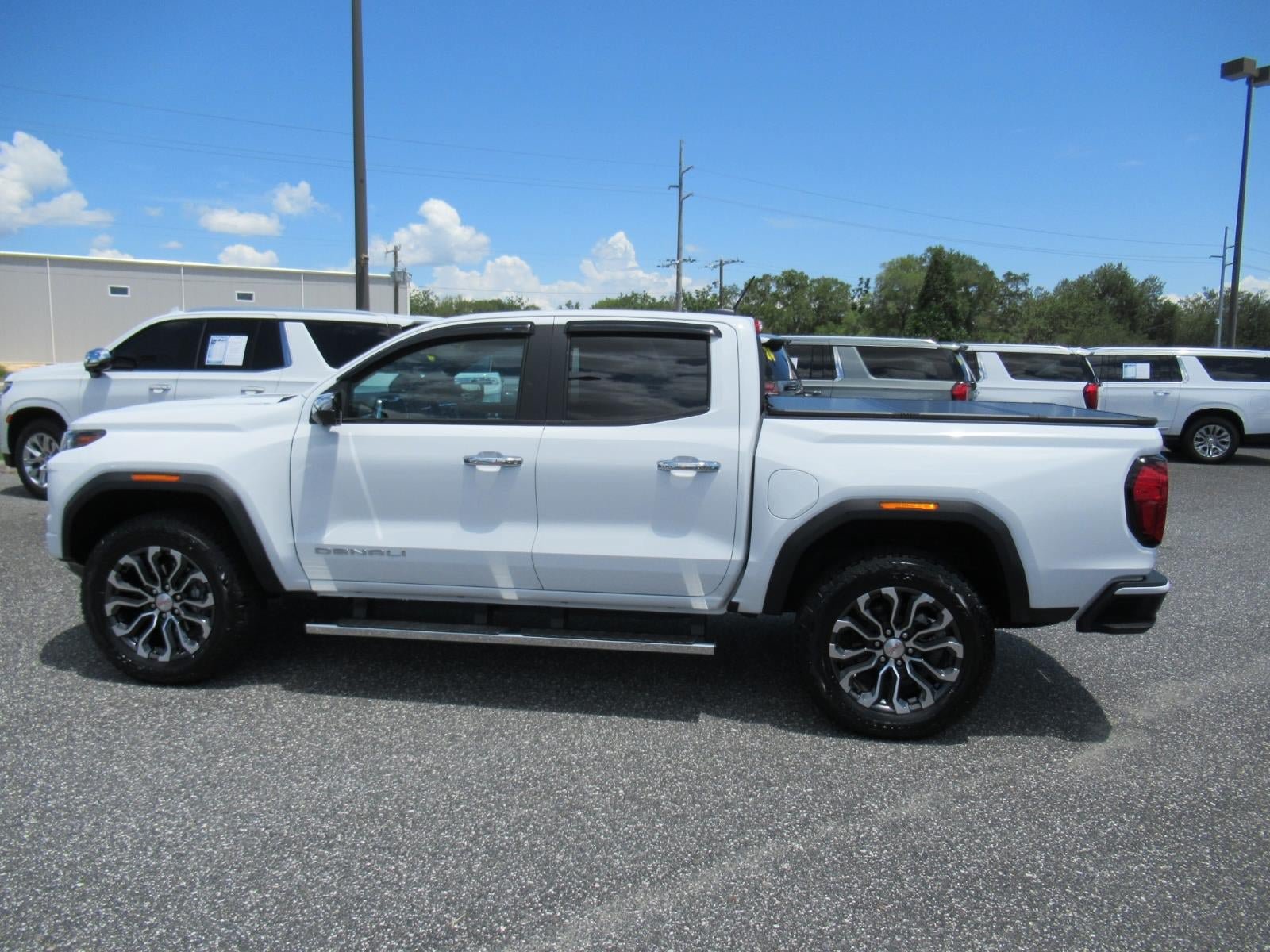 Used 2024 GMC Canyon Denali AWD/4WD image 5