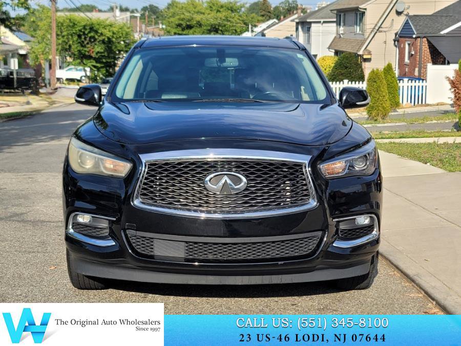 Used 2018 INFINITI QX60 Luxe w/ Premium Package image 2